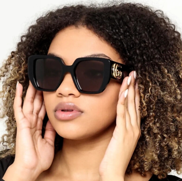 NEW GUCCI SUNGLASSES  GG0956S 003 WOMEN BLACK GUCCI EYEWEAR - Picture 2 of 12